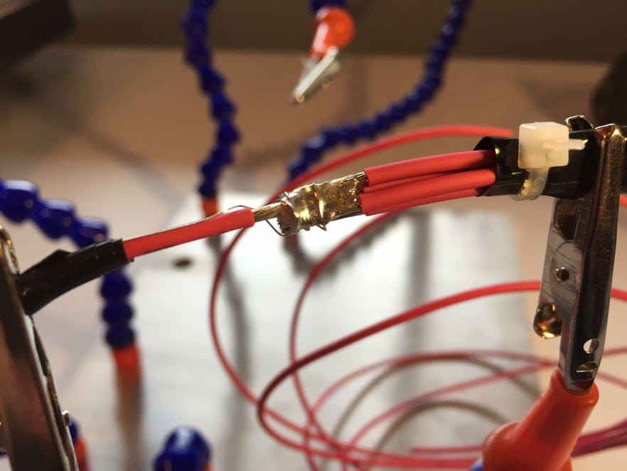 how to solder wires to connectors-4