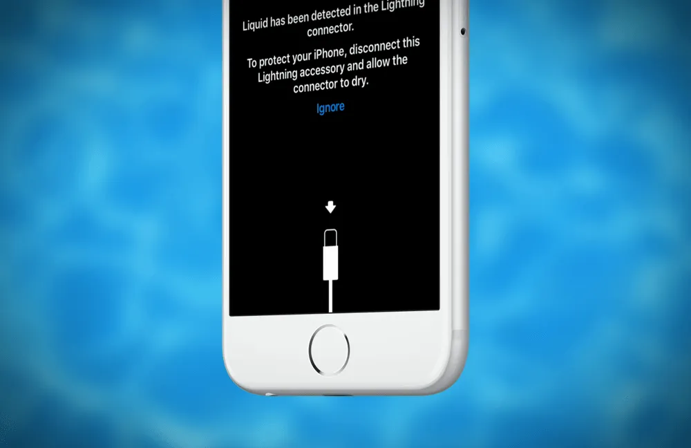 How_to_get_water_out_of_the_lightning_port_02s